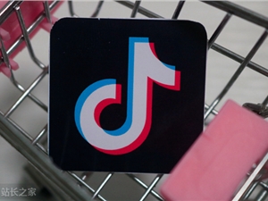 Ding Xiang Vice-Präsident Li Liang sagte, dass KI die Verbreitung von Gerüchten einfacher macht, und die Plattform verwendet gerade intelligente Systeme zur Bekämpfung von Gerüchten